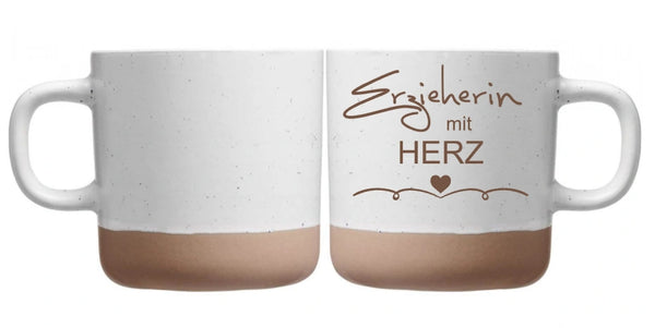Tasse mit Gravur: Erzieherin mit Herz – minimalistisches Design