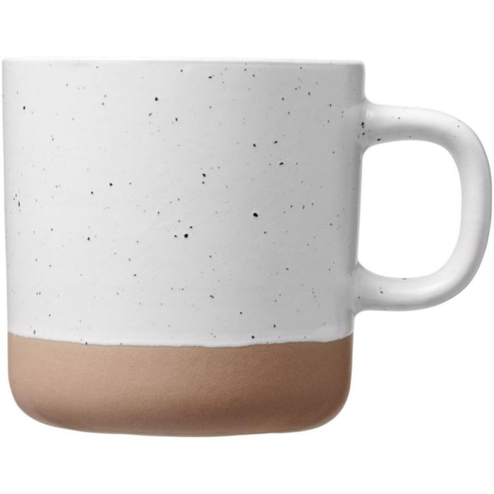 Heimat-Tasse mit Wunschgravur – PLZ in Worten & Ort, 360 ml, Weiß mit Terrakotta-Boden - Laser Tattoo - exklusive Lasergravuren e.K.